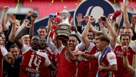 英超第四轮：曼城利物浦激战绝杀，积分榜悬念迭起